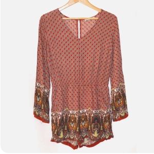 Romper by Griffin Paris V Neck long sleeve, One piece, Size Large